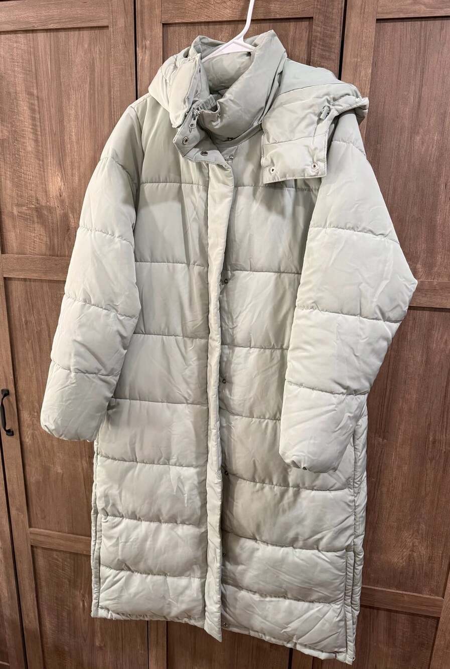 Amazon Essentials Women's Long Puffer Jacket Hooded Coat Size L
